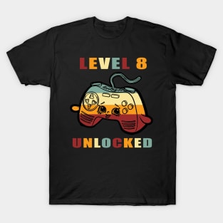 Level 8 Unlocked 8th Birthday vintage funny Gift idea for Gamers T-Shirt